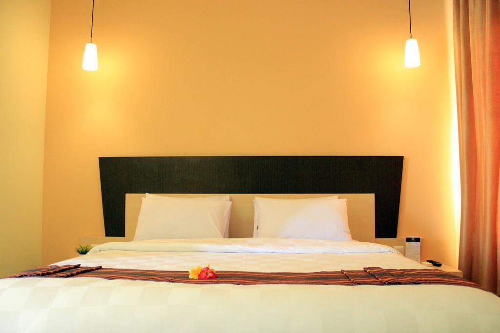 M Hotel Mataram Room photo