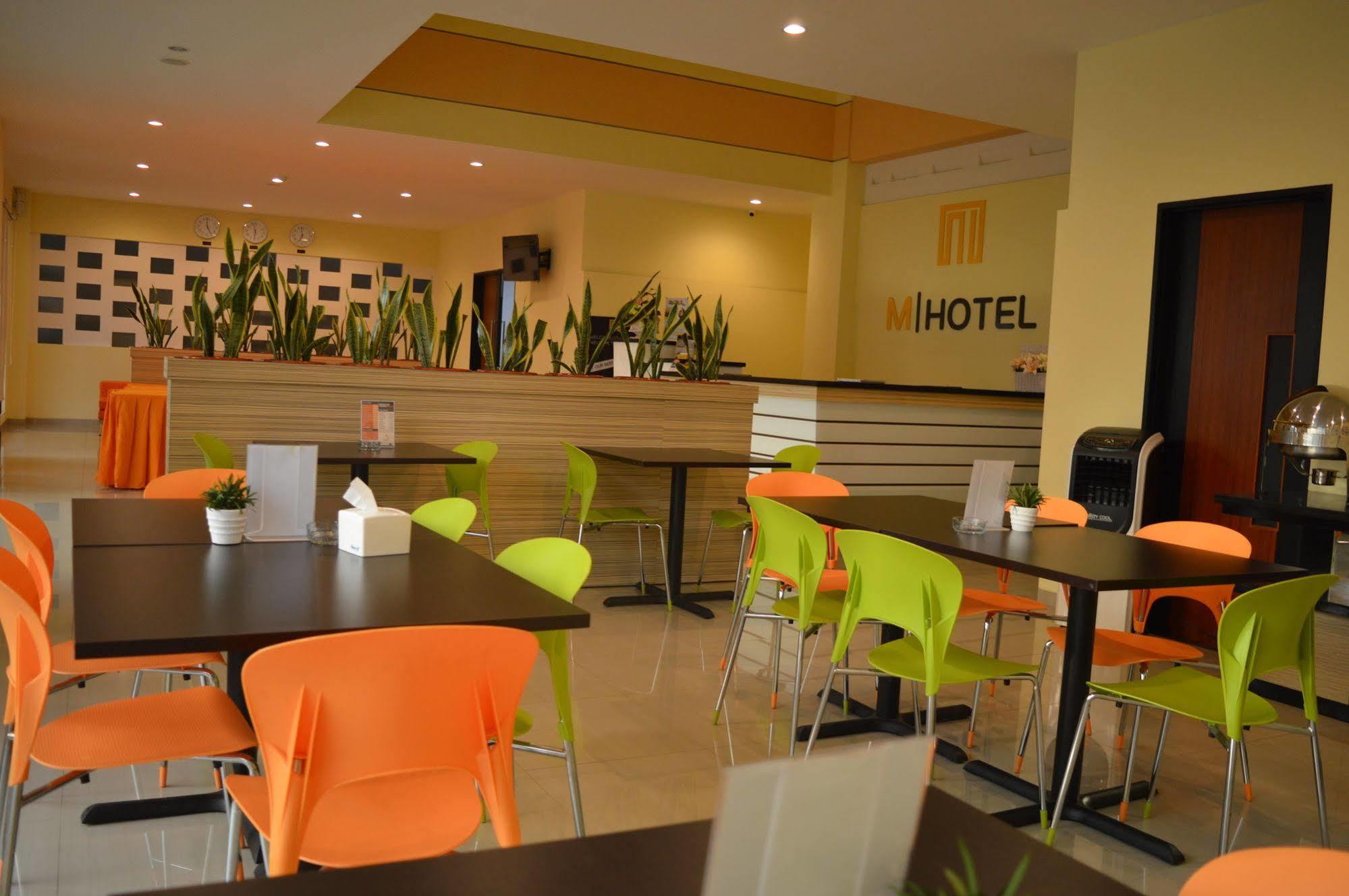 M Hotel Mataram Exterior photo